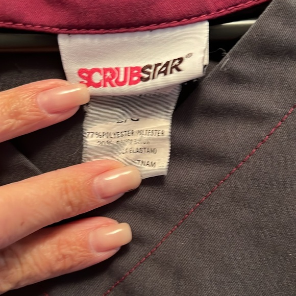 Scrubstar Charcoal and Maroon Scrub Top - Picture 2 of 3